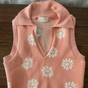 women's cropped sweater tank, NEVER BEFORE WORN